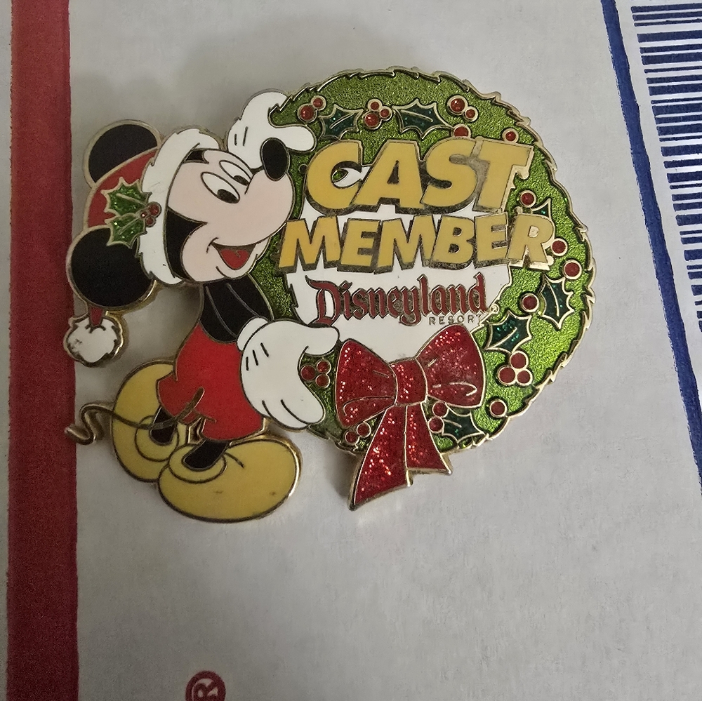 Disney Disneyland Resort Cast Member Pin